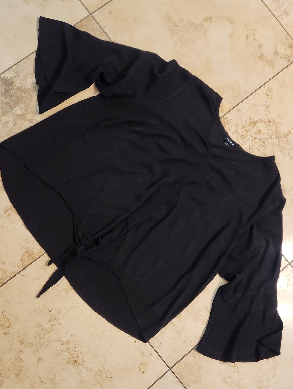 Torrid Black Tie-Front Bell Sleeve Size 3